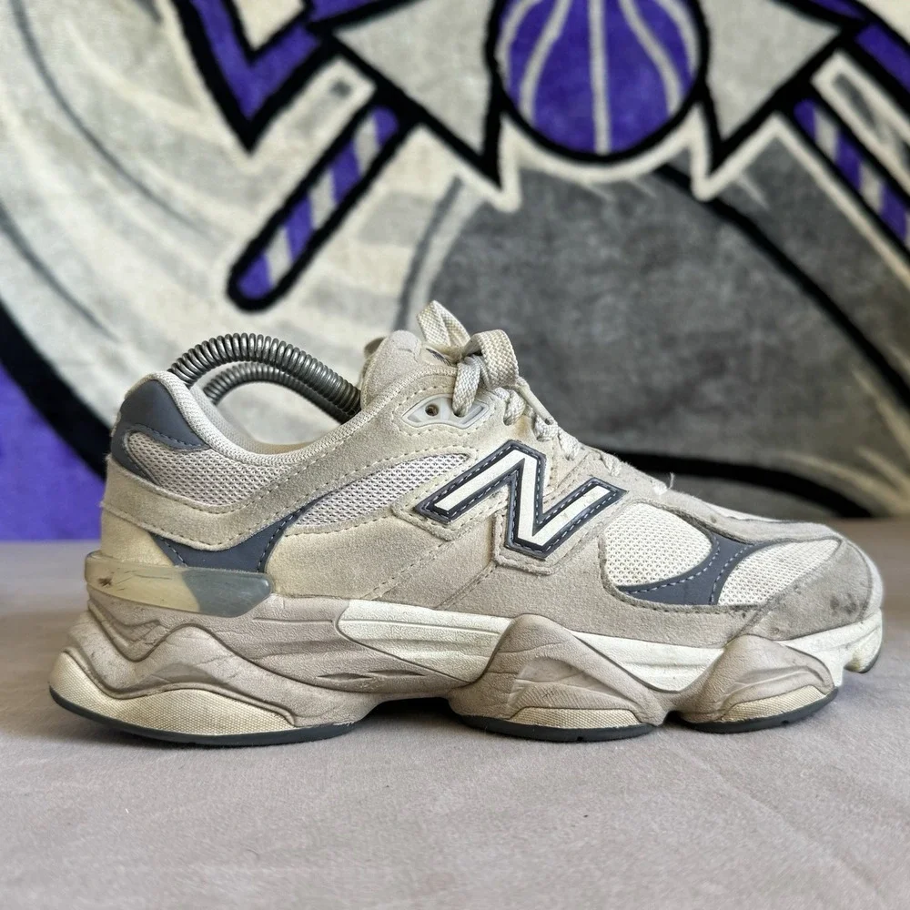 Youth Size 5Y - New Balance 9060 